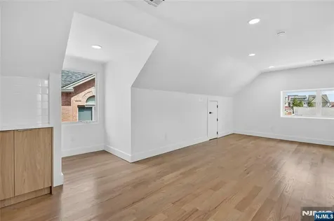 46 Hudson Avenue Edgewater NJ 07020