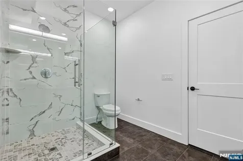 46 Hudson Avenue Edgewater NJ 07020