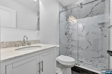 46 Hudson Avenue Edgewater NJ 07020