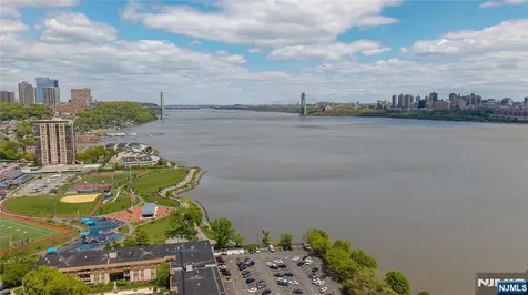 46 Hudson Avenue Edgewater NJ 07020