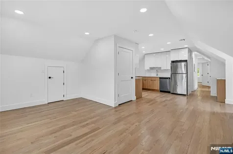 46 Hudson Avenue Edgewater NJ 07020