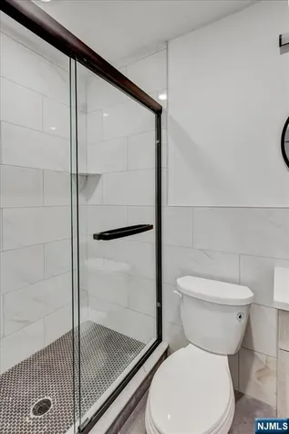 581 Bergen Street Newark NJ 07108