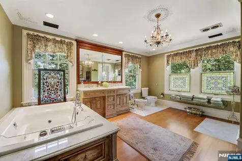 33 Edgemere Avenue Mount Arlington Boro NJ 07856