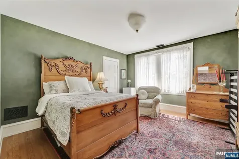 33 Edgemere Avenue Mount Arlington Boro NJ 07856