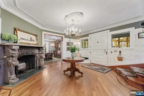 33 Edgemere Avenue Mount Arlington Boro NJ 07856