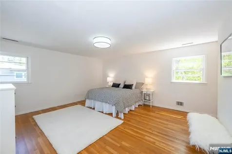 7 Waddington West Orange NJ 07052
