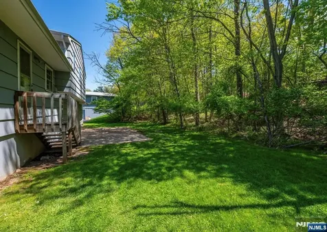 7 Waddington West Orange NJ 07052