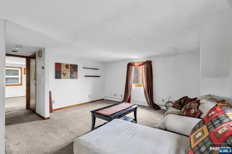 123 Summit Avenue Elmwood Park NJ 07407