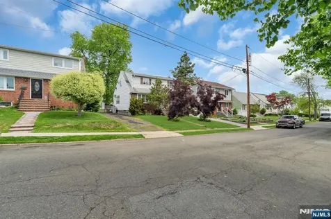 123 Summit Avenue Elmwood Park NJ 07407