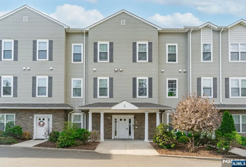 2 Bland Court Bloomfield NJ 07003