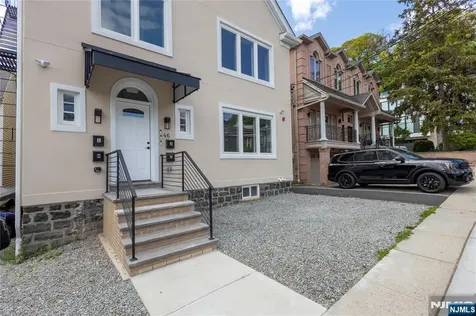 46 Hudson Avenue Edgewater NJ 07020