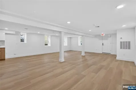 46 Hudson Avenue Edgewater NJ 07020