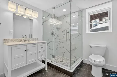 46 Hudson Avenue Edgewater NJ 07020