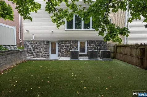 46 Hudson Avenue Edgewater NJ 07020