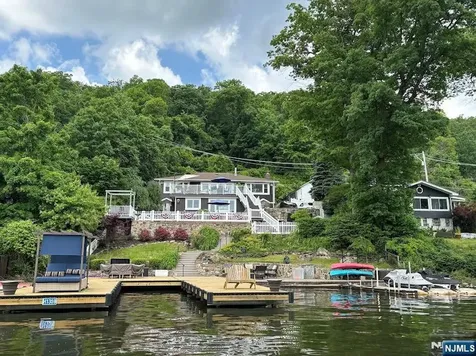 235 Hudson Avenue Hopatcong NJ 07843