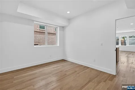 46 Hudson Avenue Edgewater NJ 07020