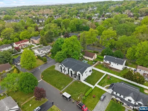 317 Edstan Way Paramus NJ 07652