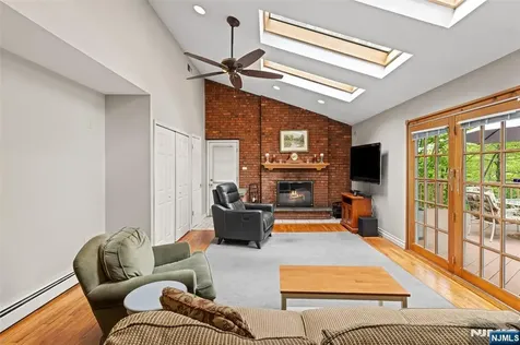 15 Lake Riconda Drive Ringwood NJ 07456