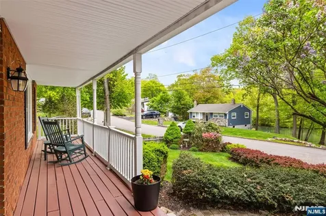 15 Lake Riconda Drive Ringwood NJ 07456