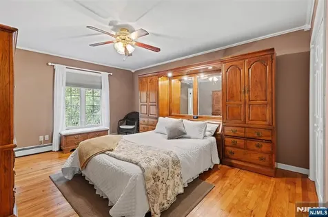15 Lake Riconda Drive Ringwood NJ 07456