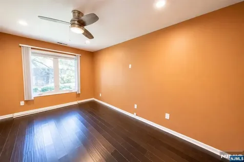 7 Tulip Crescent Little Falls NJ 07424