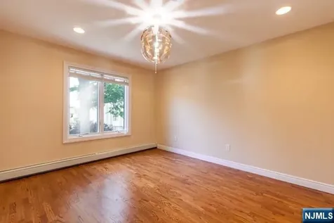 153 Old Palisade Road Fort Lee NJ 07024