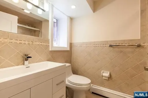 153 Old Palisade Road Fort Lee NJ 07024