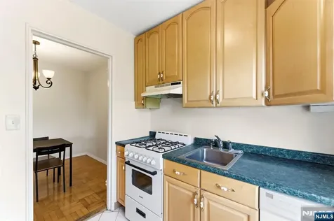 415 Claremont Avenue Montclair NJ 07042