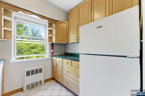 415 Claremont Avenue Montclair NJ 07042