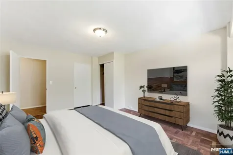 415 Claremont Avenue Montclair NJ 07042
