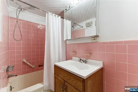415 Claremont Avenue Montclair NJ 07042