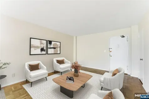 415 Claremont Avenue Montclair NJ 07042