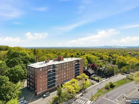 415 Claremont Avenue Montclair NJ 07042