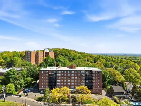 415 Claremont Avenue Montclair NJ 07042