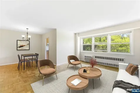 415 Claremont Avenue Montclair NJ 07042