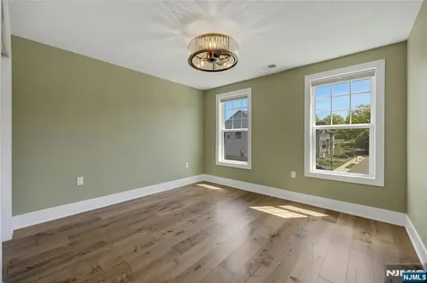 33 Cranberry Lane Montvale NJ 07645