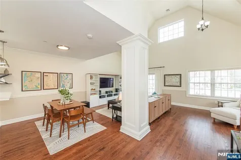 21 Riverbend Court New Providence NJ 07974