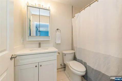 21 Riverbend Court New Providence NJ 07974