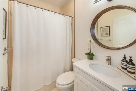 21 Riverbend Court New Providence NJ 07974