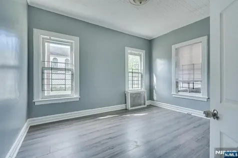 37 Blum Street Newark NJ 07103
