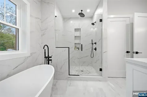 71 Hillside Terrace Livingston NJ 07039