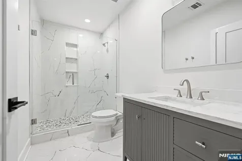 71 Hillside Terrace Livingston NJ 07039