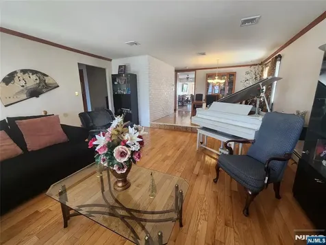 210 Newark Avenue Lyndhurst NJ 07071