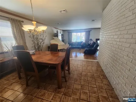 210 Newark Avenue Lyndhurst NJ 07071