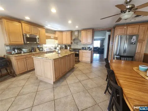 210 Newark Avenue Lyndhurst NJ 07071