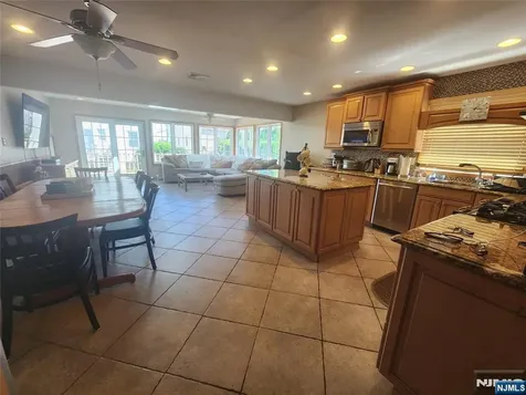 210 Newark Avenue Lyndhurst NJ 07071