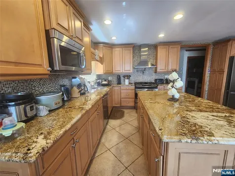 210 Newark Avenue Lyndhurst NJ 07071