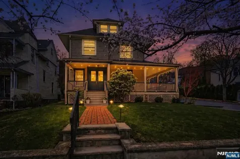 36 S Willow Street Montclair NJ 07042
