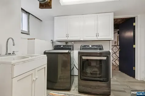 36 S Willow Street Montclair NJ 07042