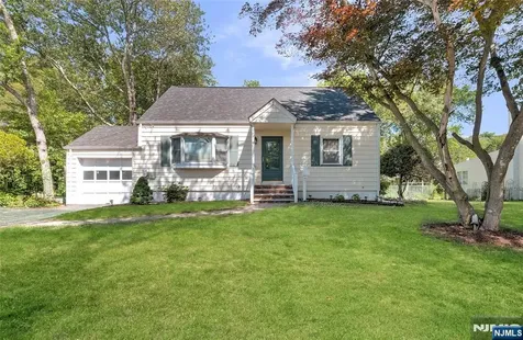 9 Park Drive Livingston NJ 07039